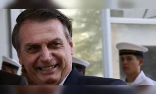 Reforma política tem que nascer no Congresso, diz Bolsonaro