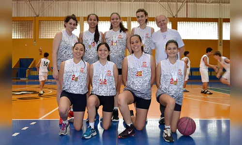 Colégio Platão de Apucarana é ouro no basquetebol feminino dos JEP`S