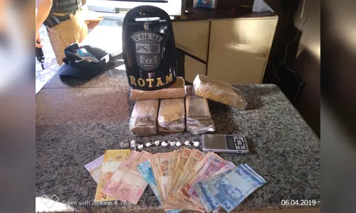 PM de Ivaiporã apreende mais de 2 kg de maconha 