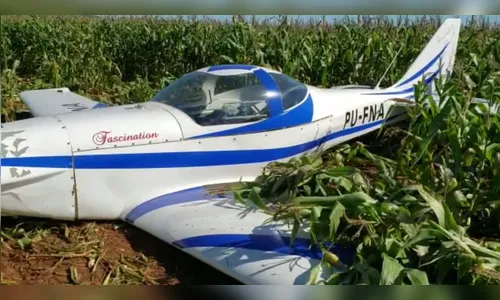 Piloto faz pouso forçado em fazenda de Campo Mourão