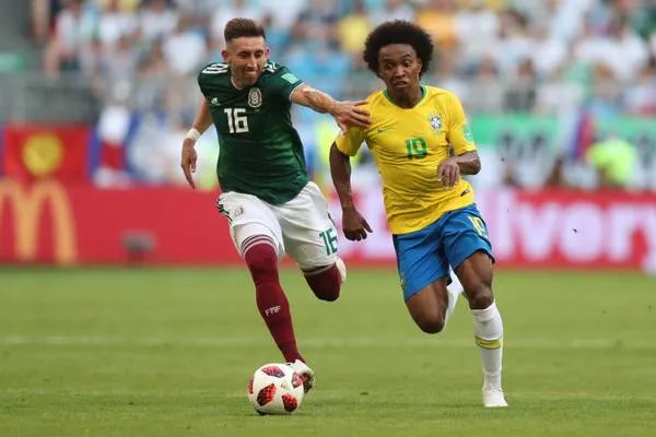 O atacante Willian foi convocado para a vaga de Neymar na Seleção Brasileira - Fogo: Lucas Figueiredo/CBF