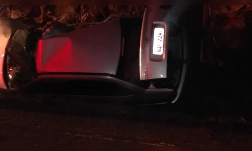 
							Uma pessoa morre e outras quatro ficam feridas em acidente na Pr 170
						
						