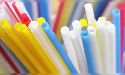 Canadá vai proibir plásticos descartáveis até 2021