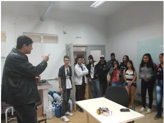 Jovens do Pré-aprendiz visitam o Instituto Federal em Ivaiporã