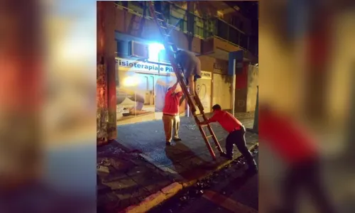 Para fugir de agressões mulher se tranca em uma sacada em Marialva 