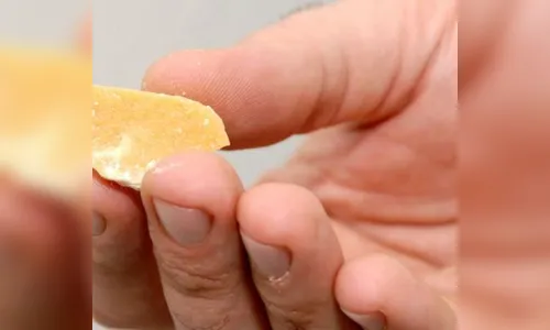 Dois jovens são detidos suspeitos de tráfico de drogas em Apucarana