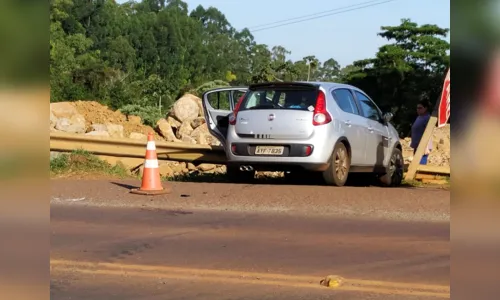 
							Mulher fica ferida após acidente entre dois veículos na BR-376
						
						