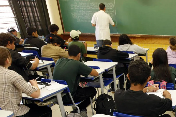 Professores da rede estadual farão cursos especiais no Canadá