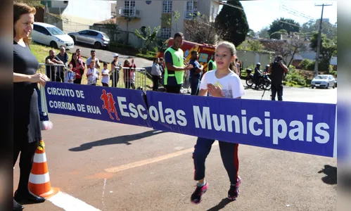 Corrida de Rua movimenta 400 alunos da rede municipal de ensino