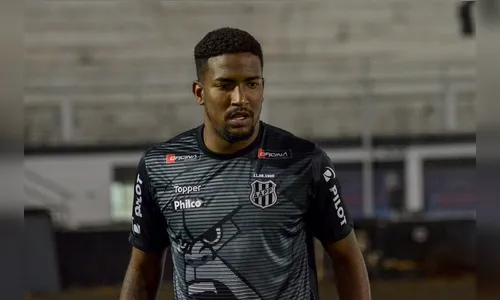 Atacante Thalles, revelado pelo Vasco, morre em acidente de moto 