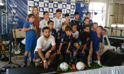 Wolves Soccer apresenta uniformes para competir em São Paulo