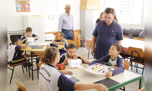 
							Arapongas também ensina Robótica para classes especiais
						
						