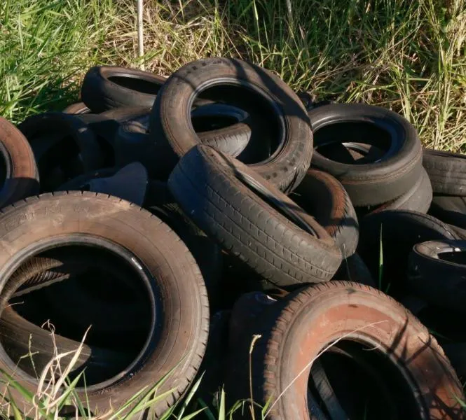 Apucarana firma convênio para coleta de pneus