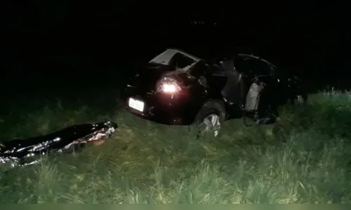 
							Passageira morre e motorista fica gravemente ferido em capotamento na BR 369
						
						