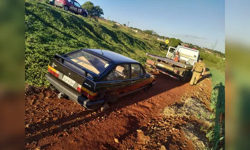 Carros levados por bandidos são recuperados pela Polícia Militar