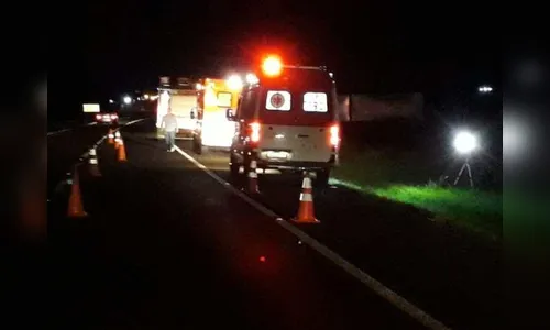 Passageira morre e motorista fica gravemente ferido em capotamento na BR 369