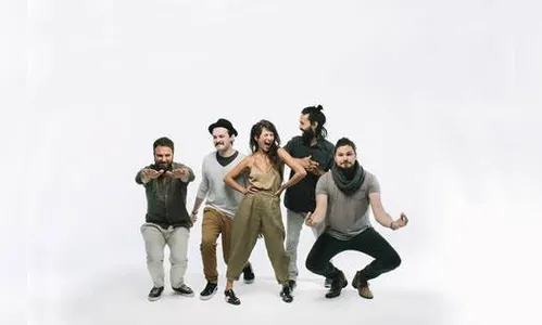 A Banda Mais Bonita da Cidade faz show em Arapongas