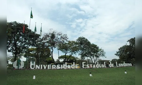 Professores da UEL aprovam greve durante assembleia