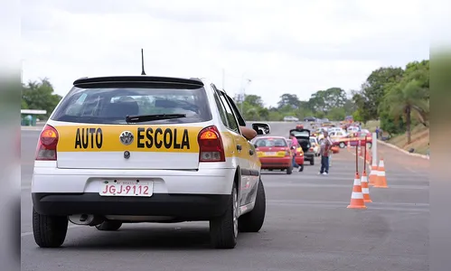 Projeto de lei propõe acabar com obrigatoriedade de aulas em autoescolas para tirar CNH