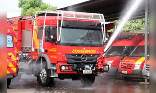 Homem acende lareira e provoca incêndio em apartamento 