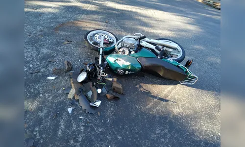 Acidente envolvendo carro e moto é registrado nesta manhã em Apucarana
