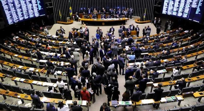 Câmara dos Deputados aprova a Reforma da Previdência em primeiro turno