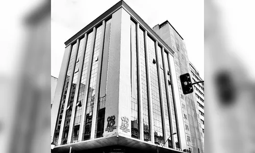 Associação Comercial do Paraná contesta reajuste salarial e defende menos gastos