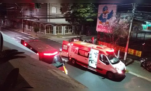 Colisão traseira deixa duas mulheres feridas, no centro de Apucarana