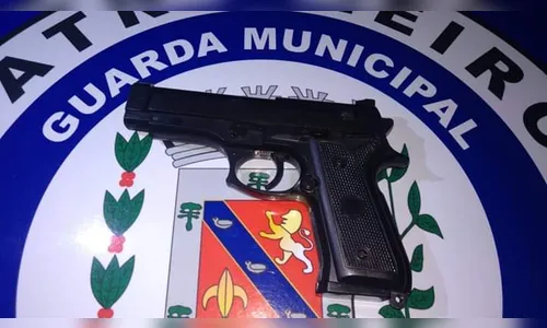 GM frustra assalto e apreende adolescentes com revólver falso, em Arapongas