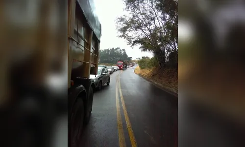 PM tenta localizar bandidos que cercaram carro-forte entre Cândido de Abreu e Reserva