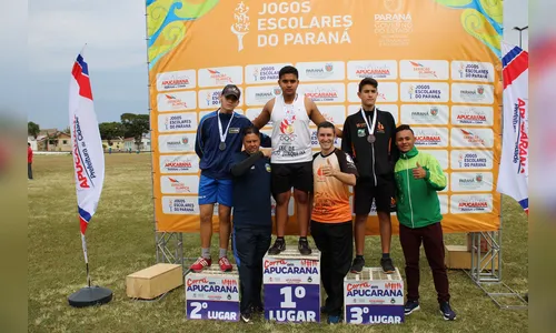 Atleta de colégio araponguense ganha ouro no lançamento de dardo nos JEPs
