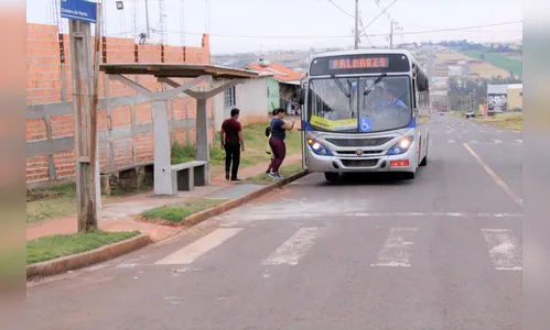 Arapongas ganha novos pontos de ônibus; veja os locais