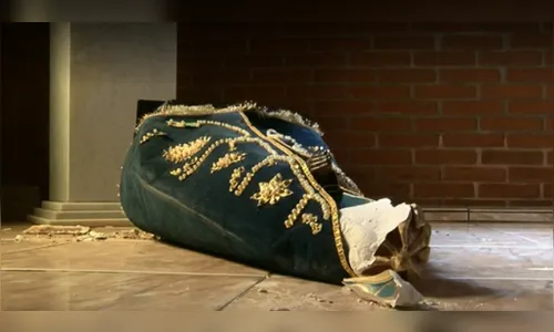 Jovem quebra imagem de Nossa Senhora Aparecida