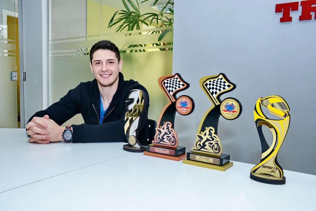 Luis Henrique Bertoli desponta como uma das grandes promessas da motovelocidade na região. Foto: Sergio Rodrigo