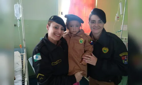 
						
							Polícia Militar de Apucarana visita pacientes do Hospital Materno Infantil
						
						