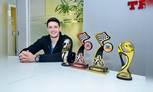 Apucaranense se destaca como piloto de SuperBike