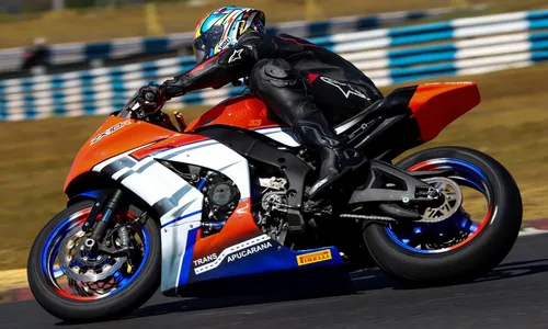 Apucaranense busca título no Campeonato SuperBike de Motovelocidade