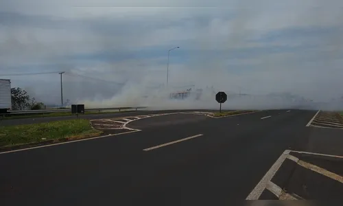Fumaça de incêndio na região da BR 369 exige atenção de motoristas 