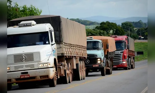Já estão em vigor as novas regras do frete mínimo para caminhoneiros