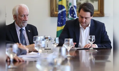 Governador sanciona lei que congela salários do primeiro escalão