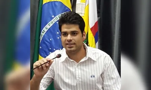 
							OPOSIÇÃO TÍMIDA EM APUCARANA
						
						