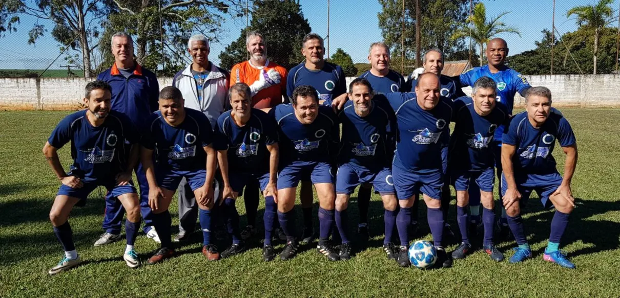 O Clube Esquema 10 lidera a Copa do Clube dos XV com 18 pontos - Foto: Divulgação