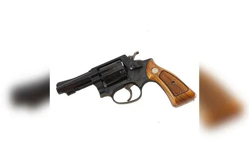 Polícia persegue homem armado em evento esportivo em Rio Bom