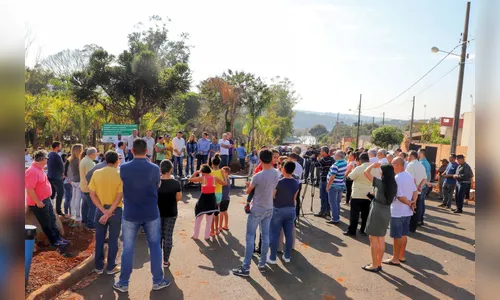 Prefeitura inaugura asfalto no Recanto Mundo Novo