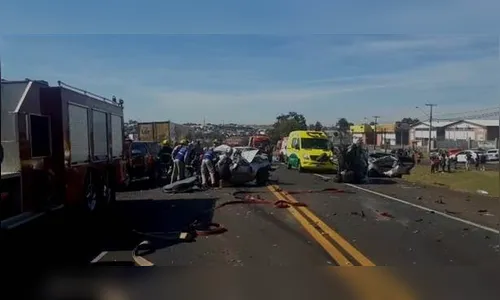 Acidente envolvendo caminhão, moto e carros provoca  três mortes na BR-277