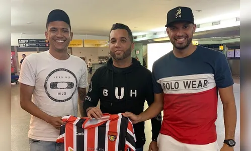 Douglas e Roberto vão jogar na Série B do Campeonato Português