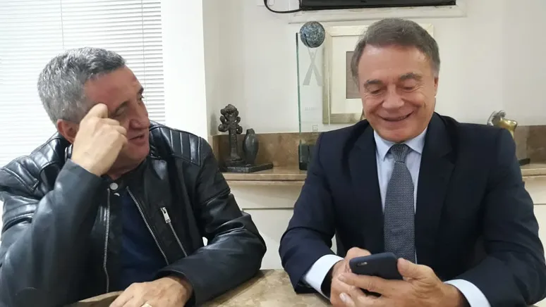 Imagem ilustrativa da notícia UMA VIDA NA POLÍTICA