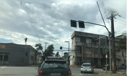 
							Motoristas reclamam de semáforos com problemas na Avenida Minas Gerais
						
						