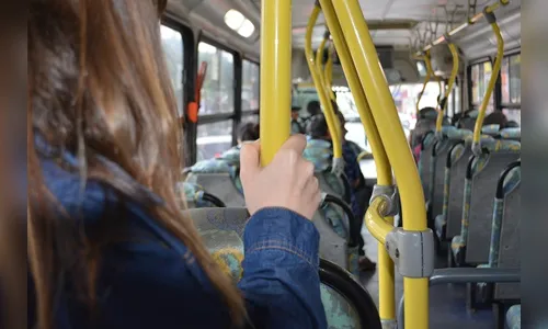 Adolescente denuncia importunação dentro de ônibus em Apucarana