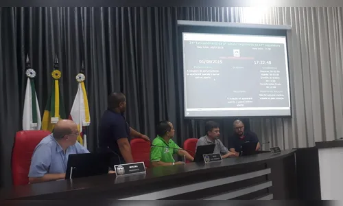 Câmara de Apucarana implanta Painel Eletrônico